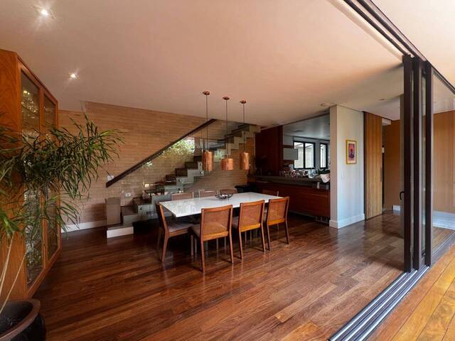 #586 - Casa para Venda em Santana de Parnaíba - SP - 1