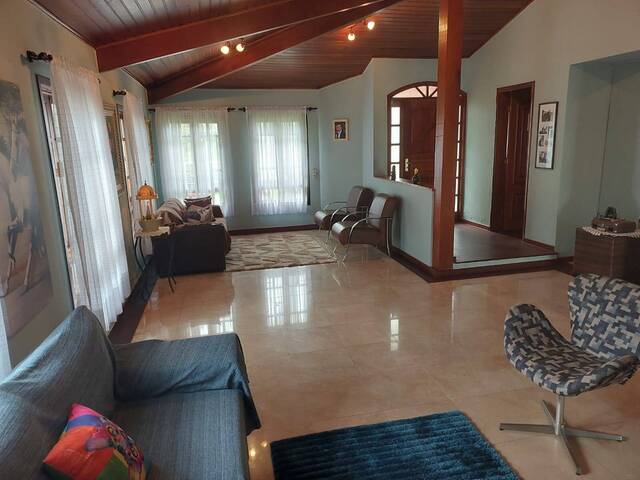 Casa para Venda em Santana de Parnaíba - 4