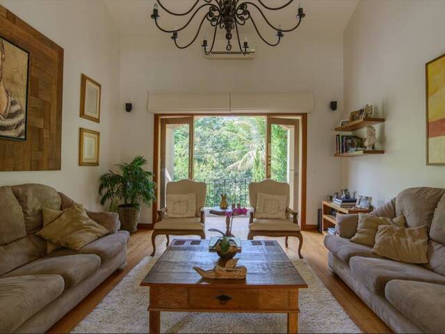 Casa para Venda em Santana de Parnaíba - 5