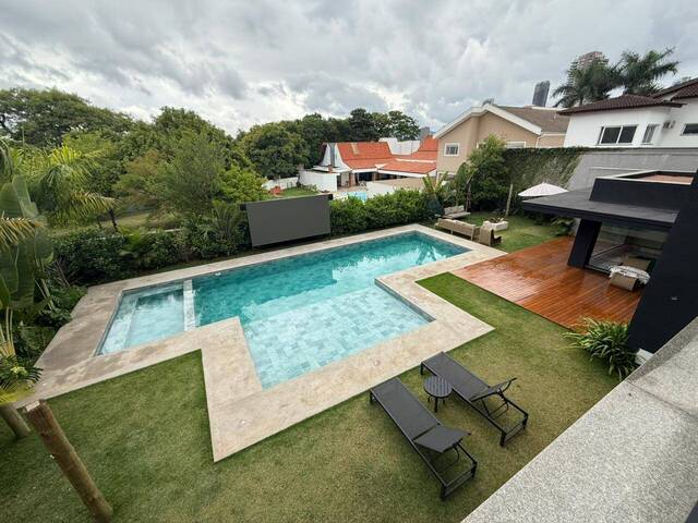 #621 - Casa para Venda em Barueri - SP - 2