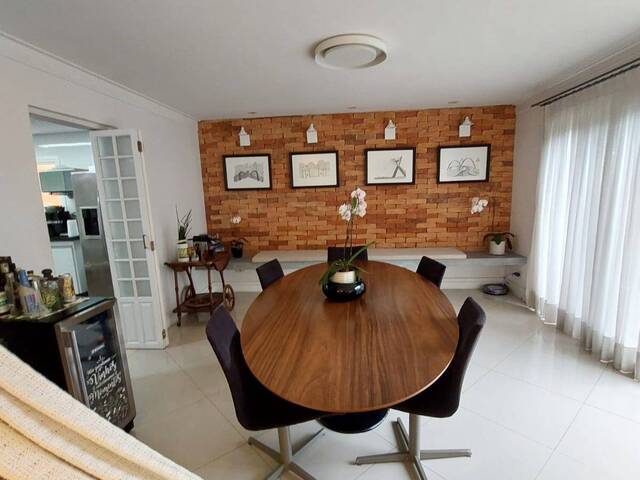 #623 - Casa para Venda em Santana de Parnaíba - SP