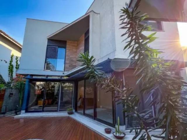 Casa para Venda em Santana de Parnaíba - 4