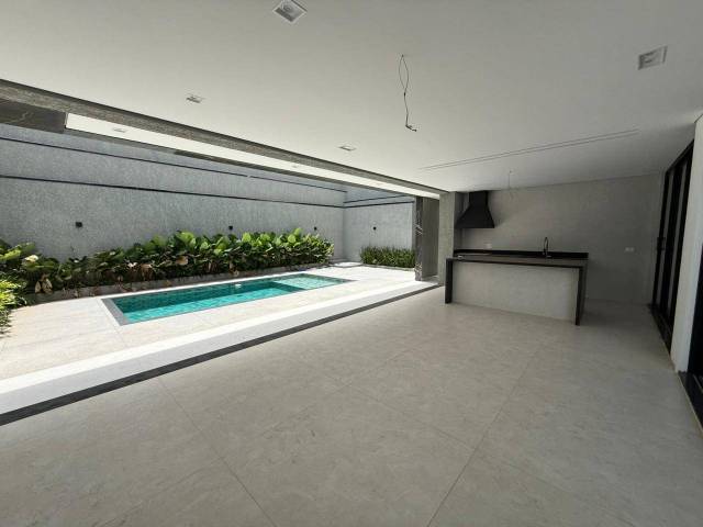 #611 - Casa para Venda em Santana de Parnaíba - SP