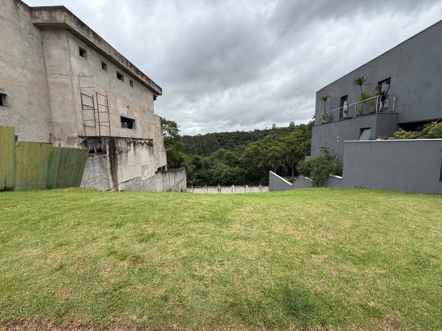 #677 - Área para Venda em Santana de Parnaíba - SP