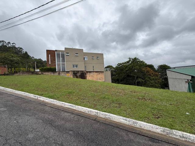 #686 - Área para Venda em Santana de Parnaíba - SP - 1