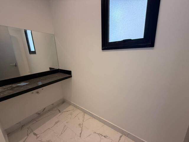 #733 - Casa para Venda em Santana de Parnaíba - SP