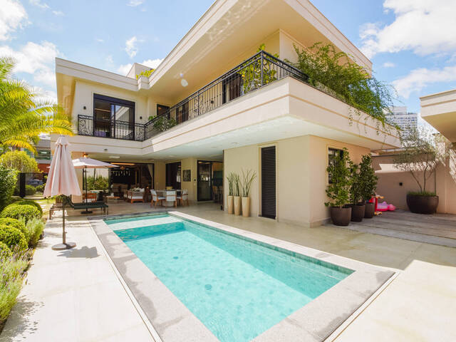 Casa para Venda em Santana de Parnaíba - 5