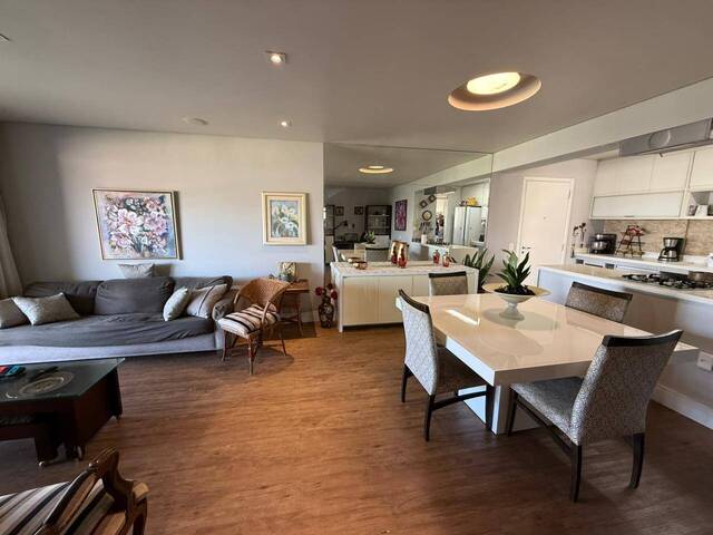 #745 - Apartamento para Venda em Santana de Parnaíba - SP