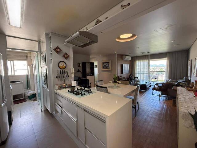 #745 - Apartamento para Venda em Santana de Parnaíba - SP