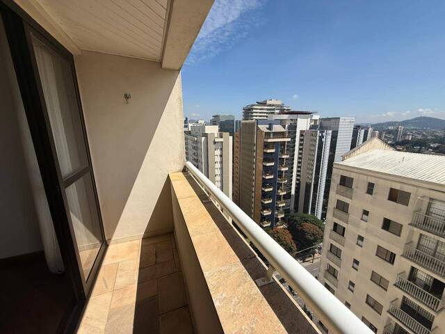 #752 - Apartamento para Venda em Barueri - SP
