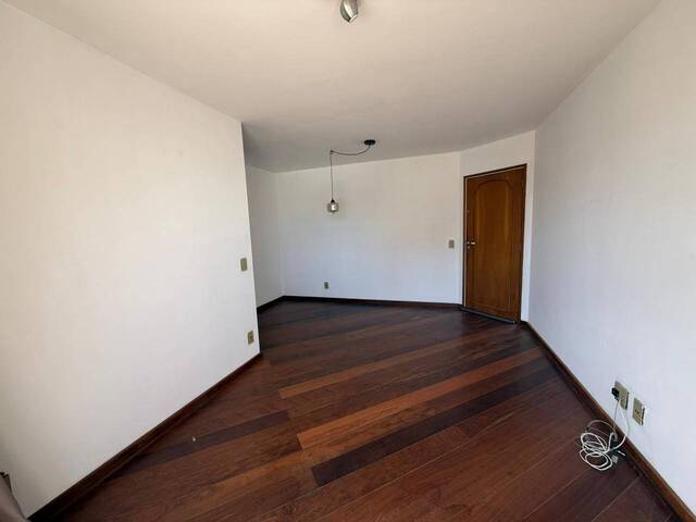 #752 - Apartamento para Venda em Barueri - SP