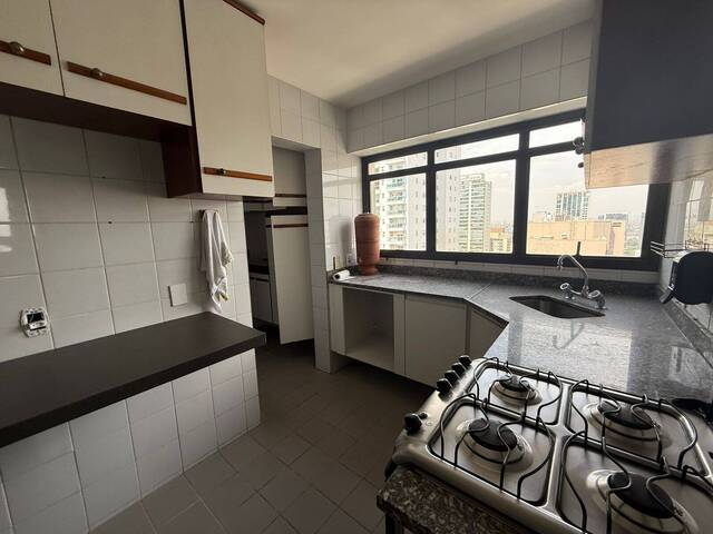 #753 - Apartamento para Venda em Barueri - SP