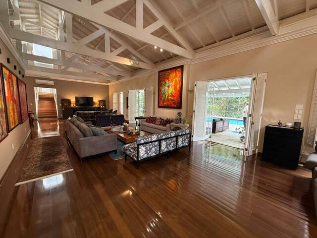 #764 - Casa para Venda em Barueri - SP