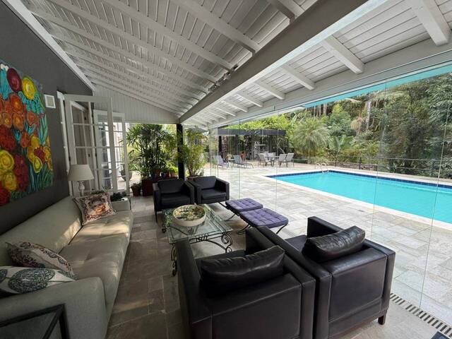 #764 - Casa para Venda em Barueri - SP