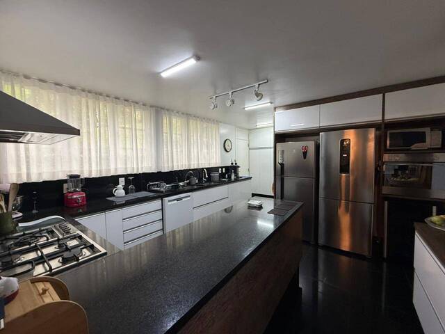 Casa para Venda em Barueri - 5