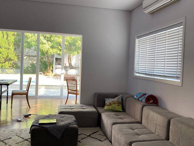 #579 - Casa para Venda em Santana de Parnaíba - SP