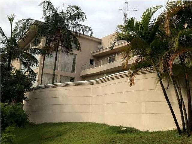 Casa para Venda em Santana de Parnaíba - 3