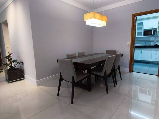 Apartamento para Venda em Santana de Parnaíba - 3