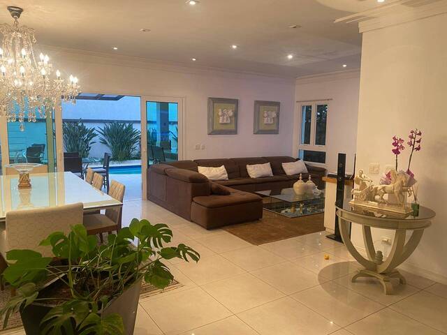 Casa para Venda em Santana de Parnaíba - 5