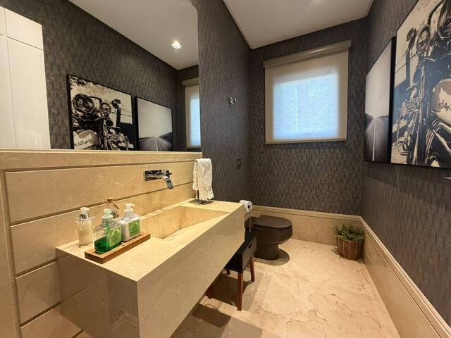 Casa para Venda em Santana de Parnaíba - 5