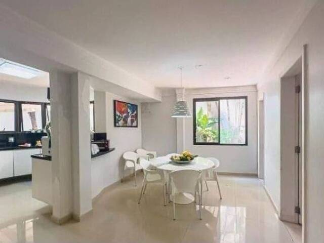 Casa para Venda em Santana de Parnaíba - 5