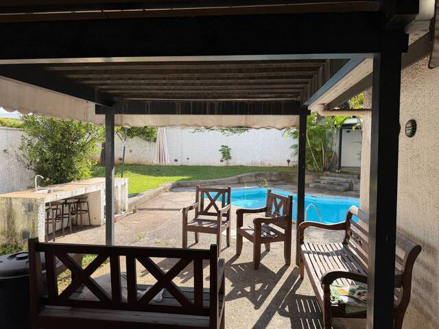 Casa para Venda em Santana de Parnaíba - 2