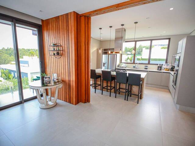 Casa para Locação em Santana de Parnaíba - 4