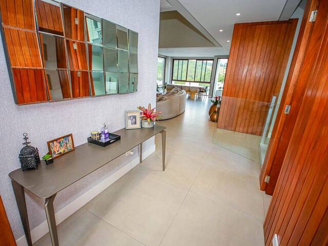 Casa para Locação em Santana de Parnaíba - 2