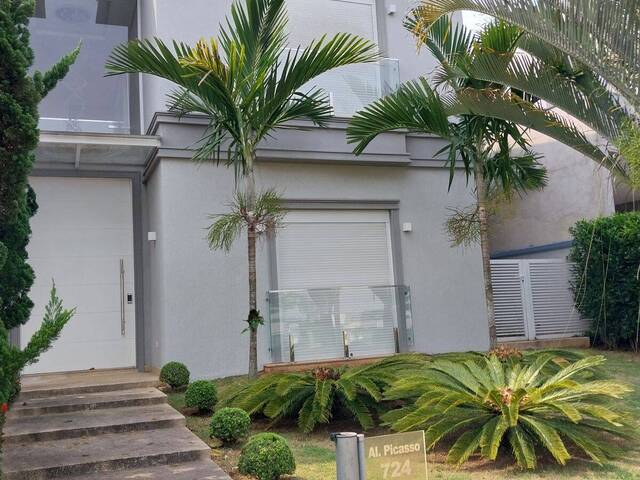 Casa para Venda em Santana de Parnaíba - 3